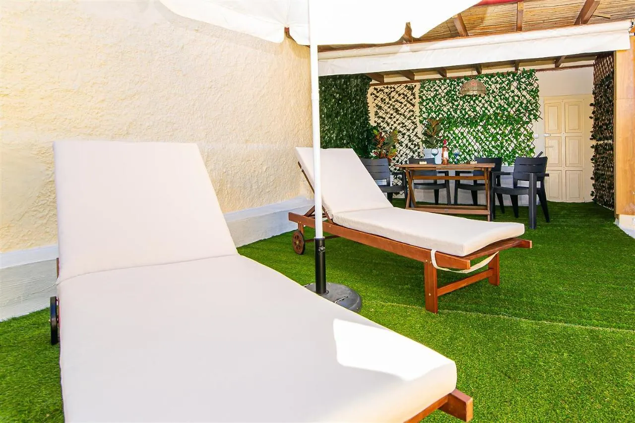 Dermatas Residence Heraklion City Center